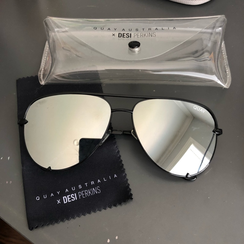 Quay x Desi Perkins “High Key” sunglasses